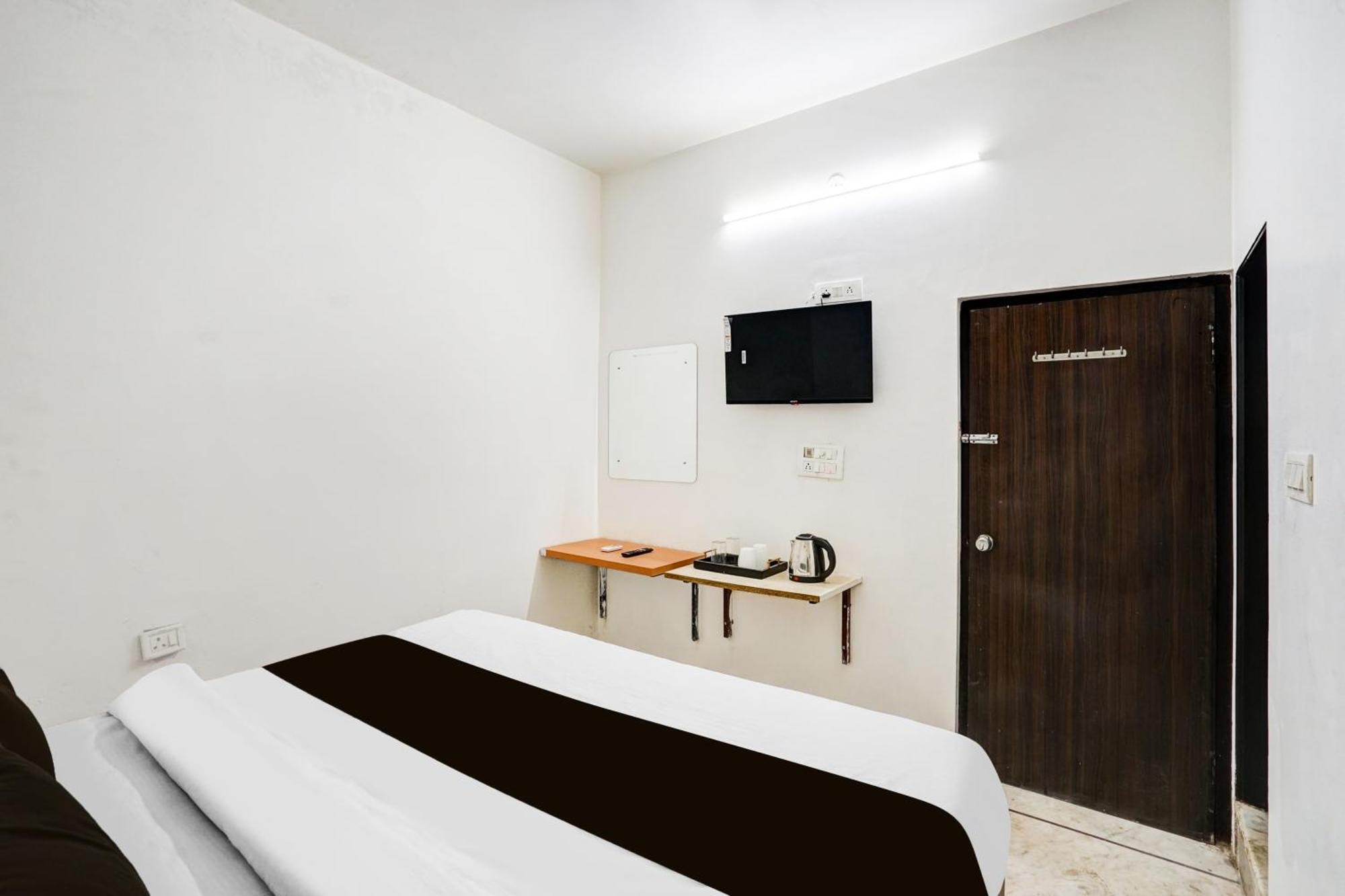 Super Hotel O Kaveri Path Formerly Shree Sai Residency Jaipur Exterior photo